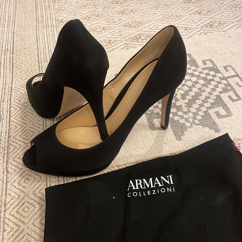 Armani Collezioni black heels - open toe
